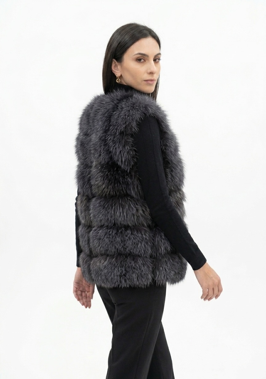 GILET IN RITAGLI DI VOLPE PETROLIO - immagine 2